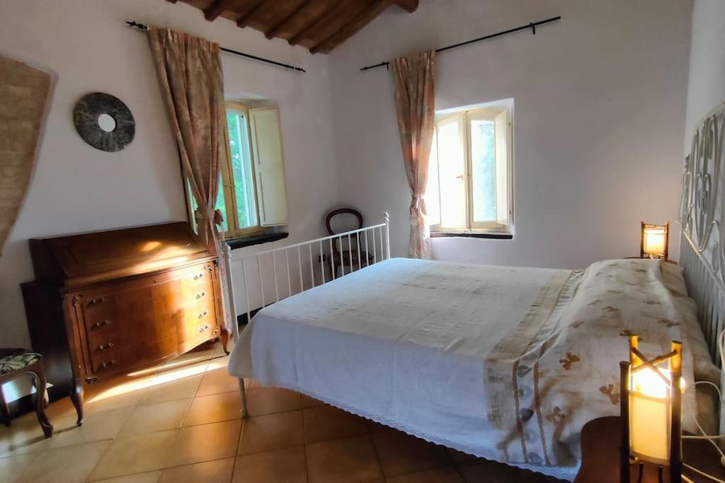Вилла Casale San Teodoro - Mondaino Rn Экстерьер фото